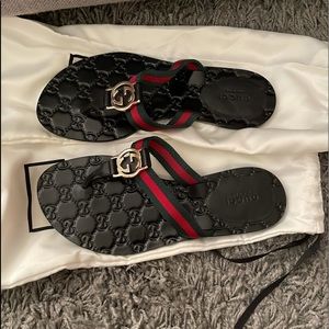 Gucci Thong Sandals